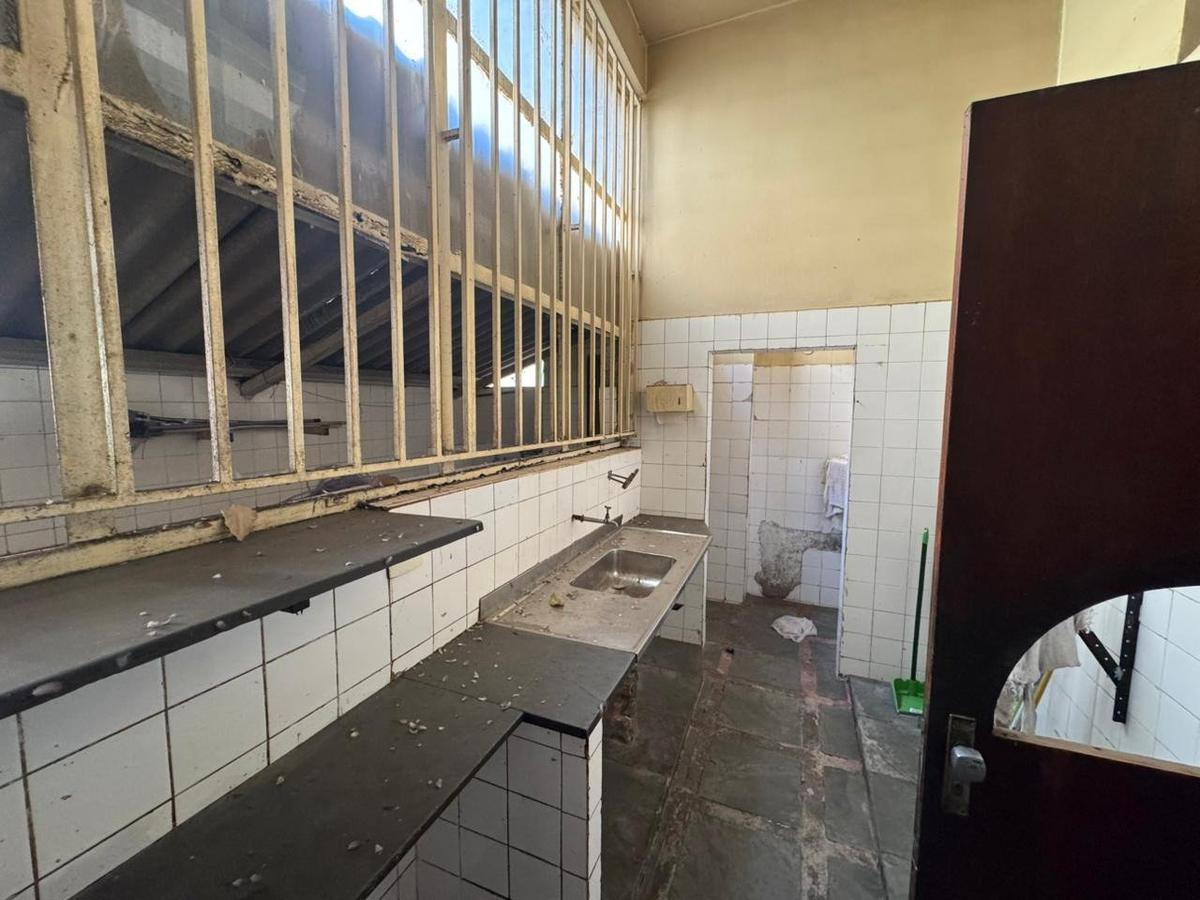 Andar, Serra, 1 Quarto, 0 Vaga