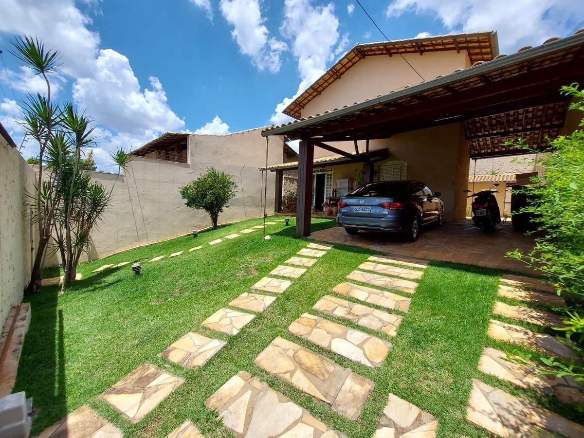 Casa, Álvaro Camargos, 4 Quartos, 2 Vagas, 1 Suíte