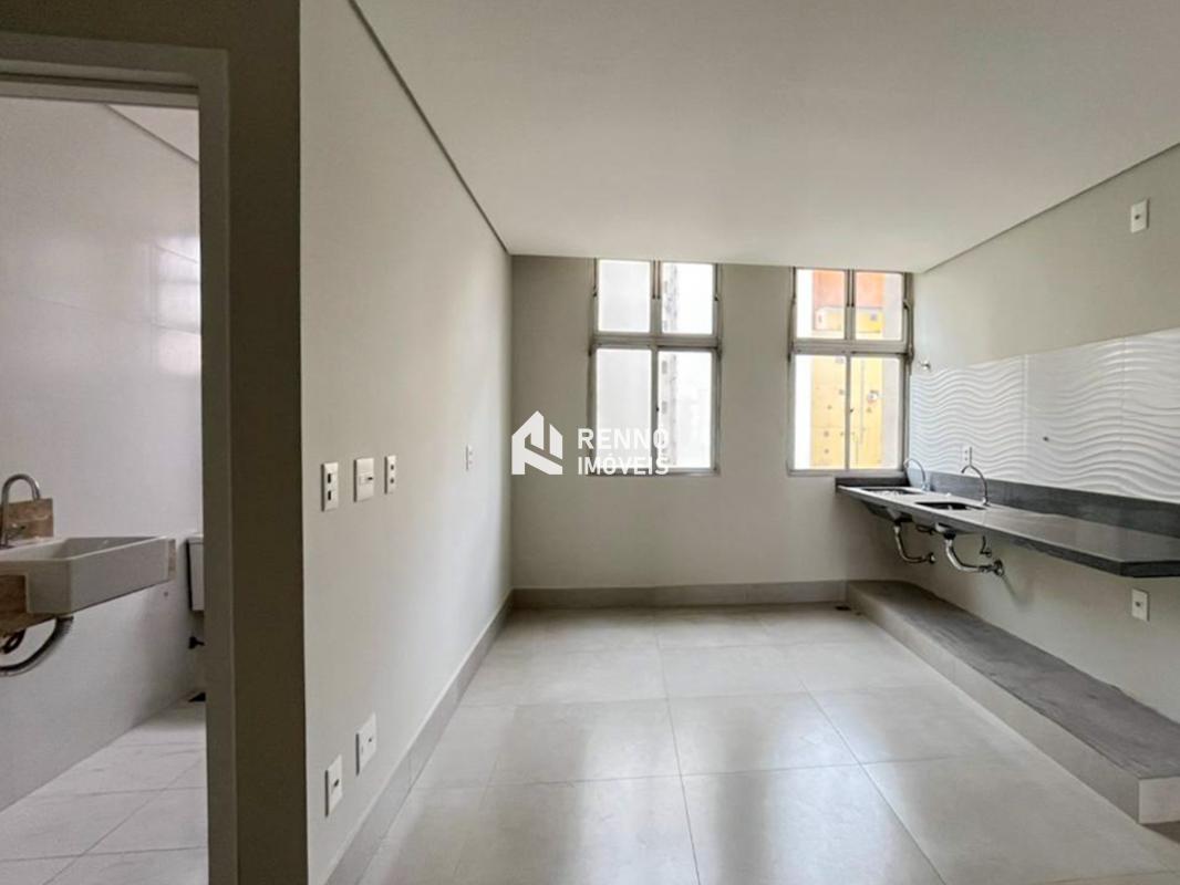 Apartamento, Centro, 2 Quartos, 0 Vaga, 1 Suíte