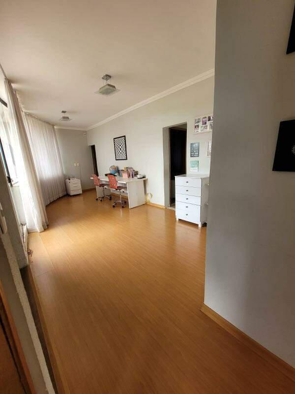 Casa, Água Limpa, 7 Quartos, 4 Vagas