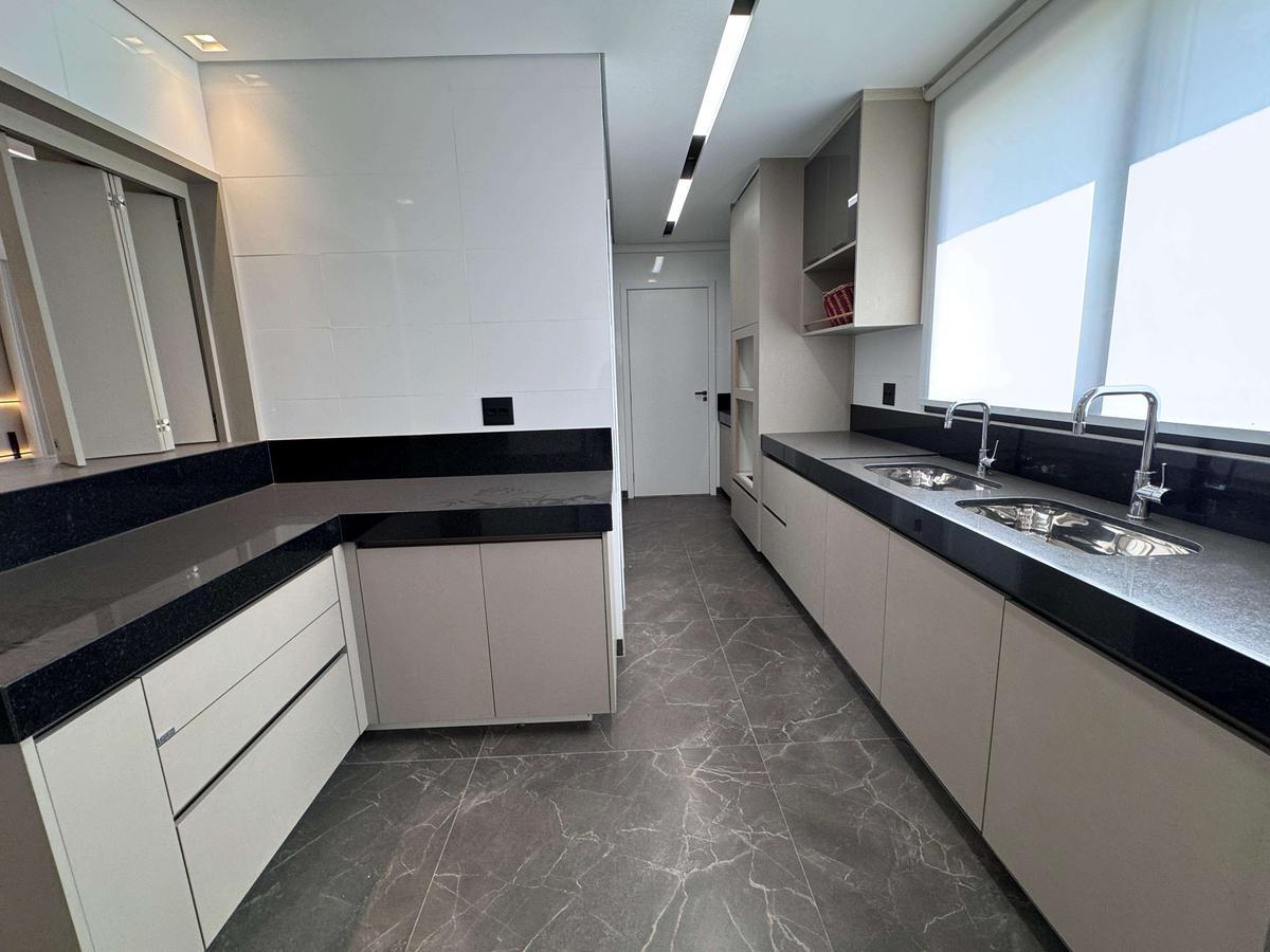 Apartamento, Lourdes, 4 Quartos, 4 Vagas, 4 Suítes