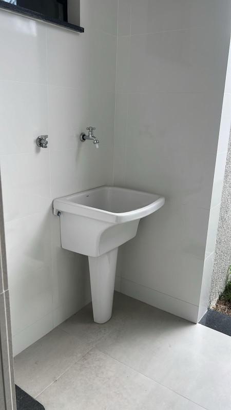 Casa, Názia I, 3 Quartos, 1 Vaga, 3 Suítes