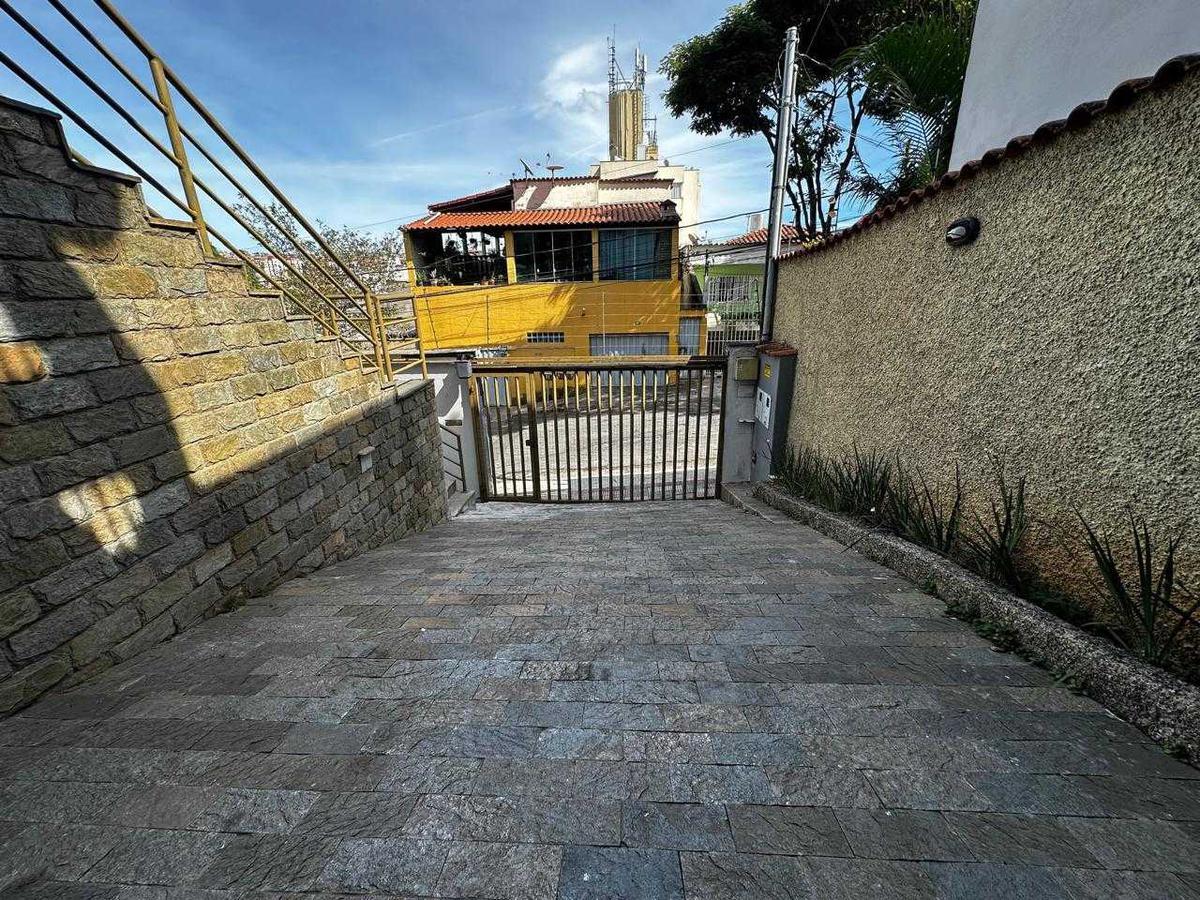 Casa, Nova Granada, 5 Quartos, 6 Vagas, 1 Suíte