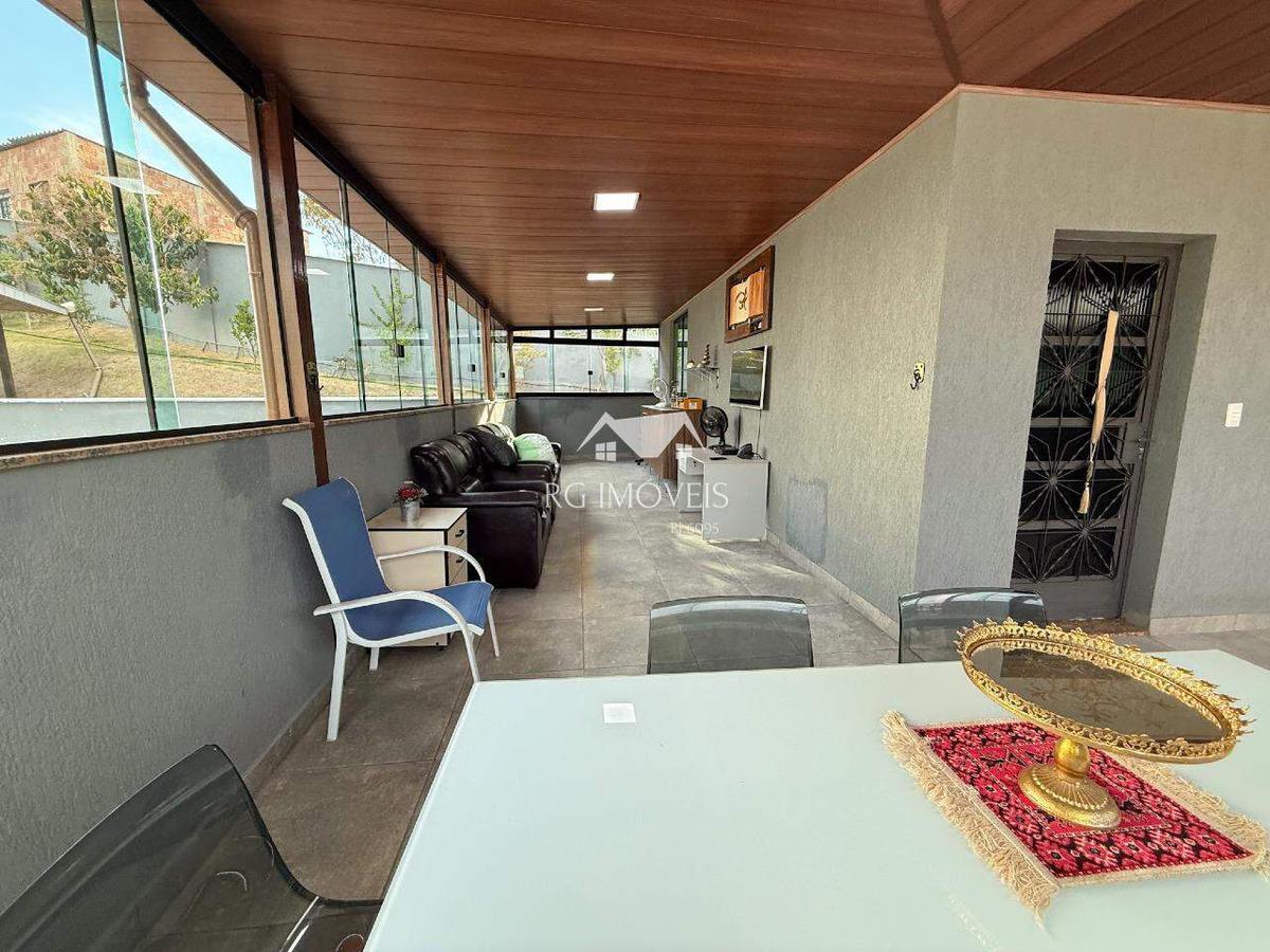 Galpão, Jatobá (barreiro), 0 Quarto, 40 Vagas