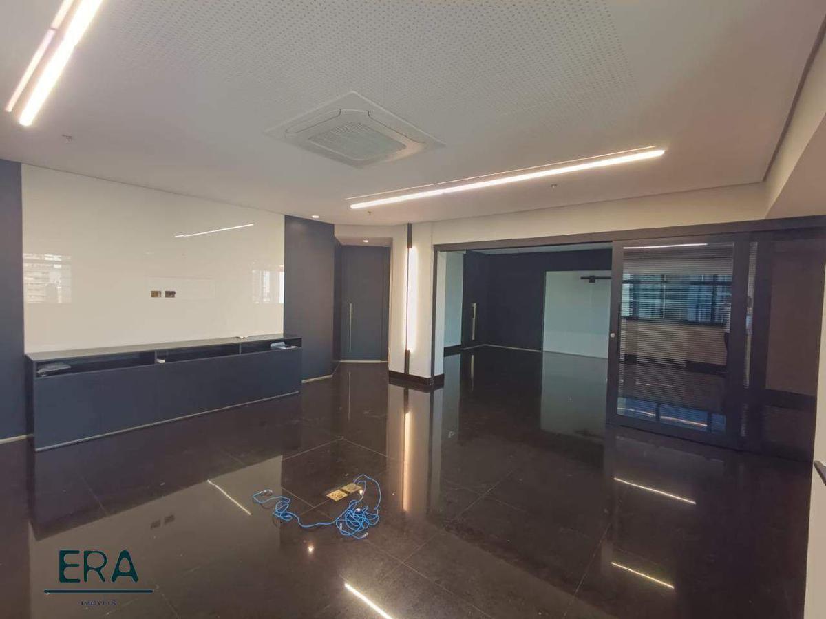 Sala, Savassi, 0 Quarto, 2 Vagas