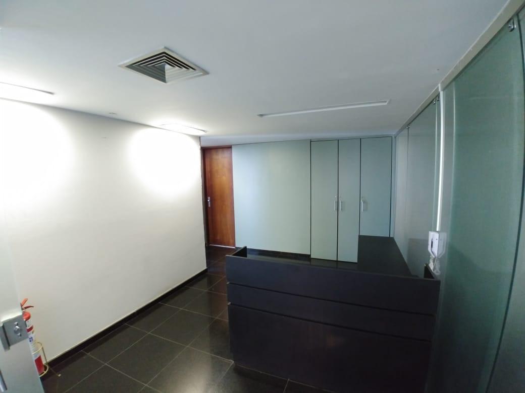 Andar, Santa Lúcia, 0 Quarto, 3 Vagas