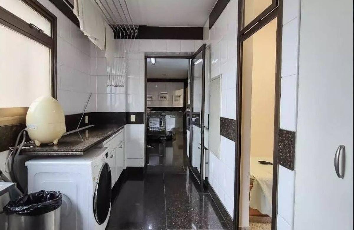 Apartamento, Funcionários, 4 Quartos, 5 Vagas, 2 Suítes