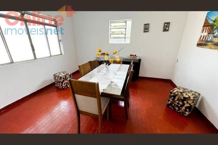 Casa, São Francisco, 3 Quartos, 0 Vaga, 0 Suíte
