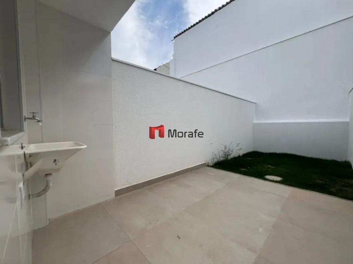 Casa, Santa Branca, 2 Quartos, 2 Vagas, 2 Suítes