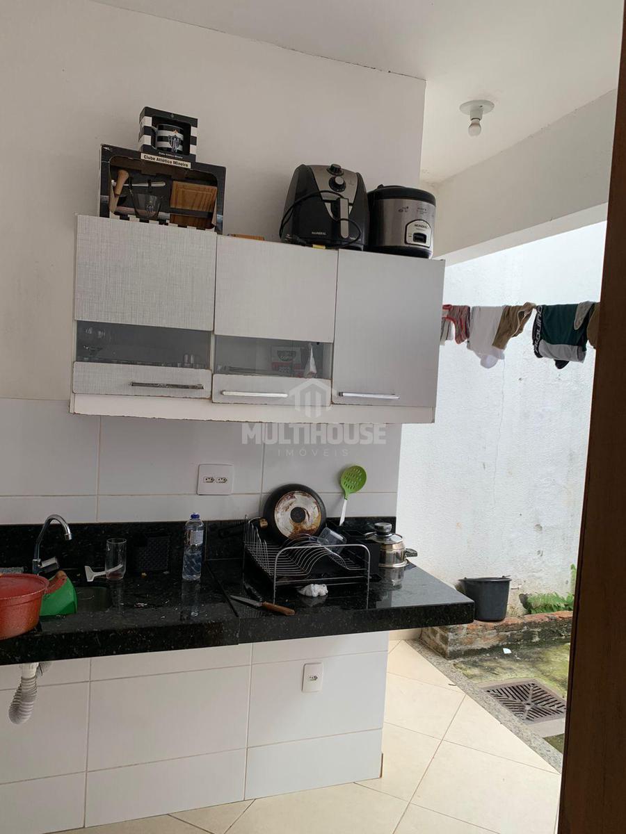Casa, Xangri-lá, 2 Quartos, 4 Vagas, 1 Suíte