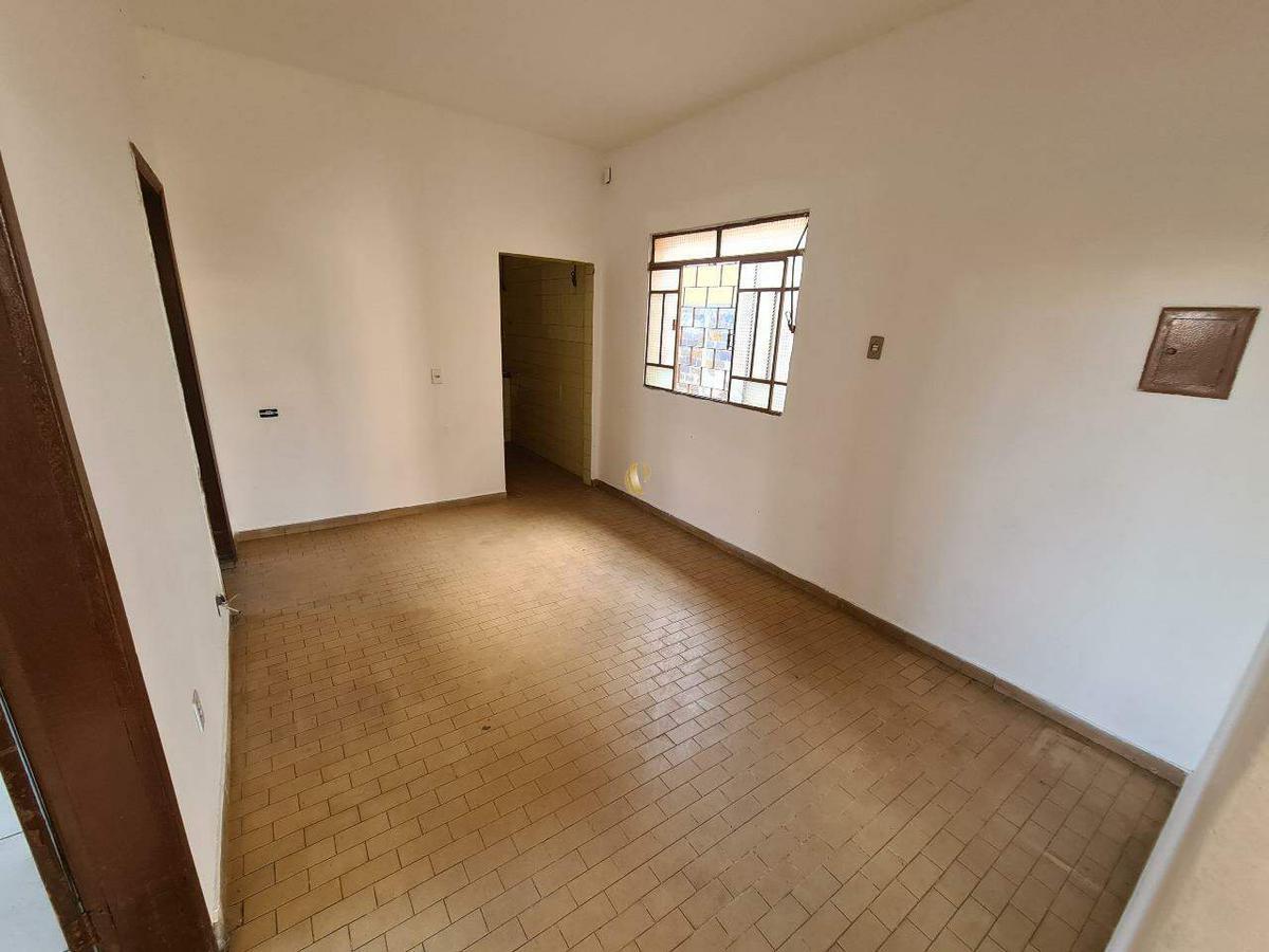 Casa, Renascença, 4 Quartos, 8 Vagas