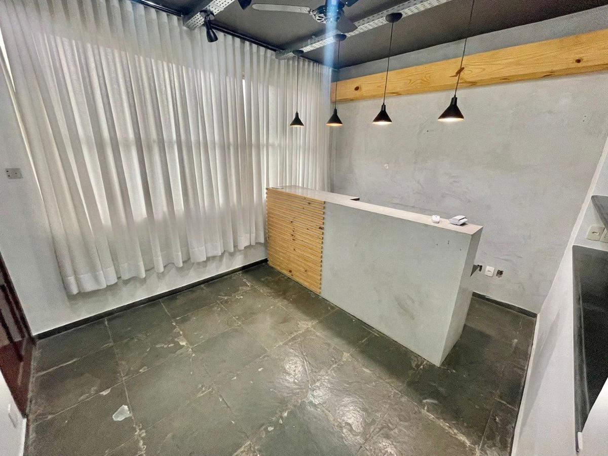 Casa Comercial, São José, 3 Quartos, 6 Vagas, 1 Suíte