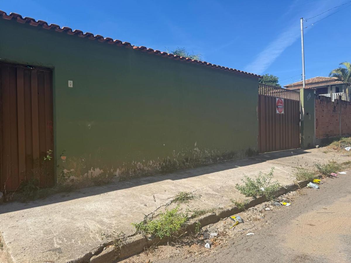 Casa, Jardim Primavera L, 2 Quartos, 4 Vagas, 1 Suíte