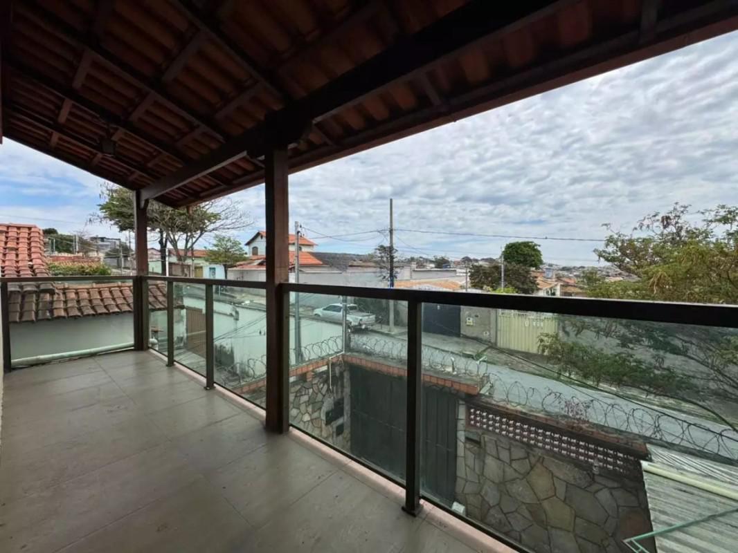 Casa, Tirol (barreiro), 3 Quartos, 4 Vagas
