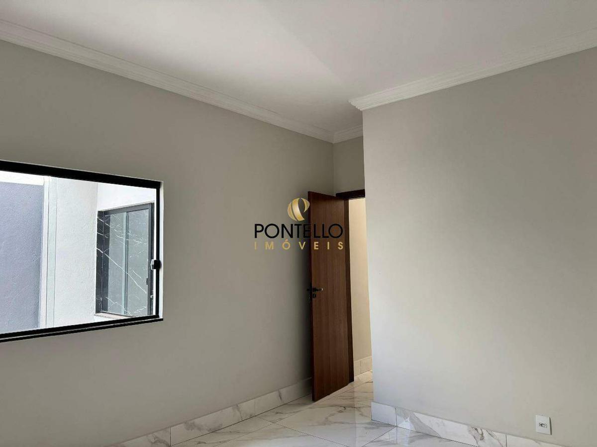 Casa, Indústrias, 3 Quartos, 2 Vagas, 1 Suíte