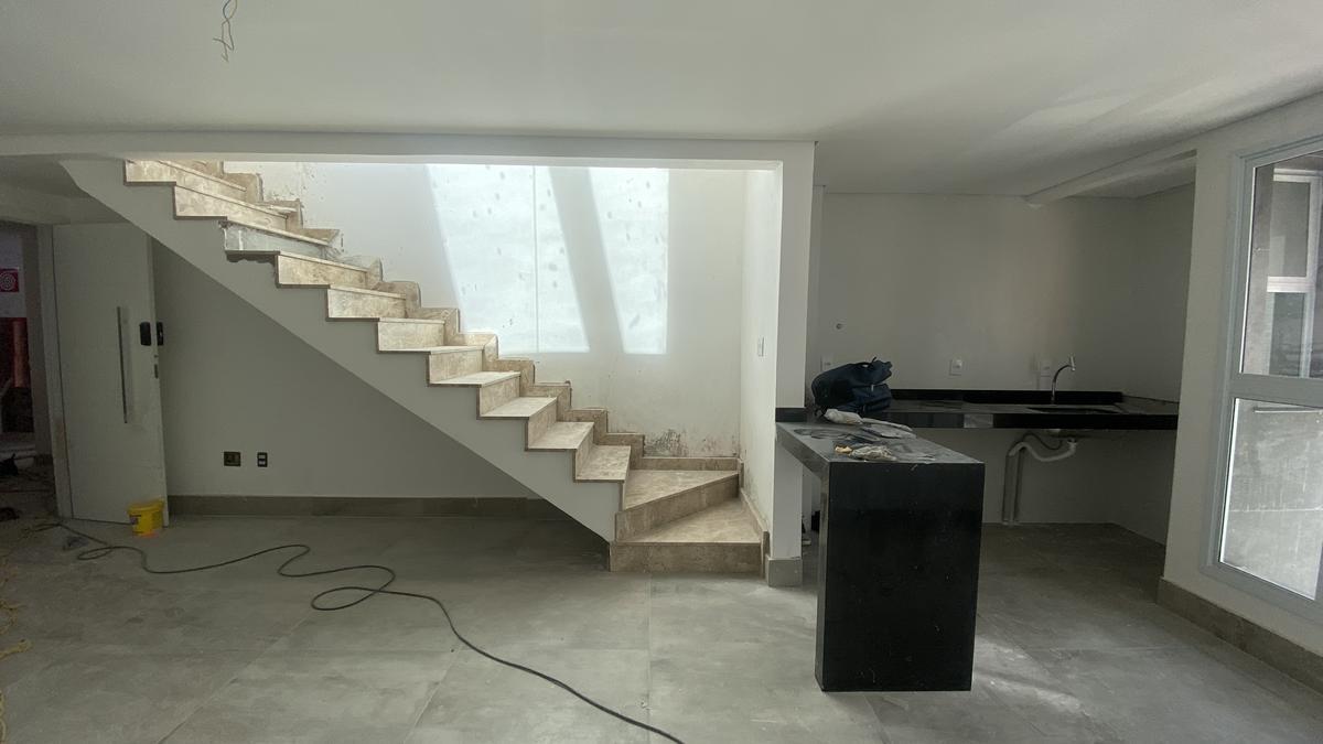 Cobertura, Castelo, 3 Quartos, 2 Vagas, 1 Suíte