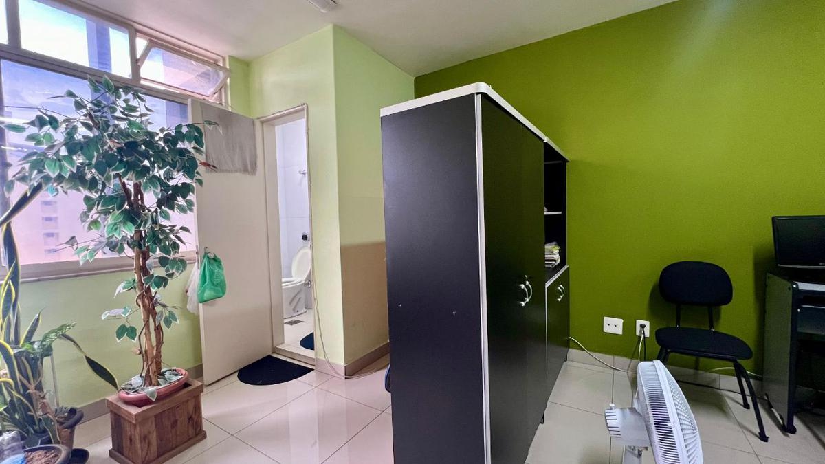 Sala, Centro, 0 Quarto, 1 Vaga