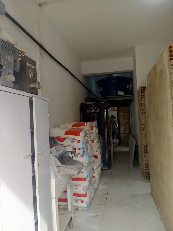 Casa Comercial, Alvorada, 3 Quartos, 5 Vagas, 1 Suíte