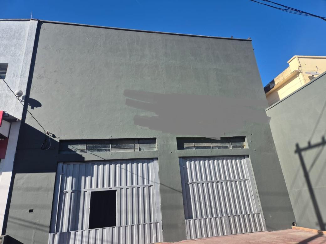 Galpão, Carlos Prates, 4 Vagas