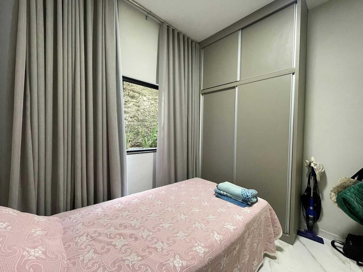 Casa, Santa Efigênia, 3 Quartos, 2 Vagas, 1 Suíte