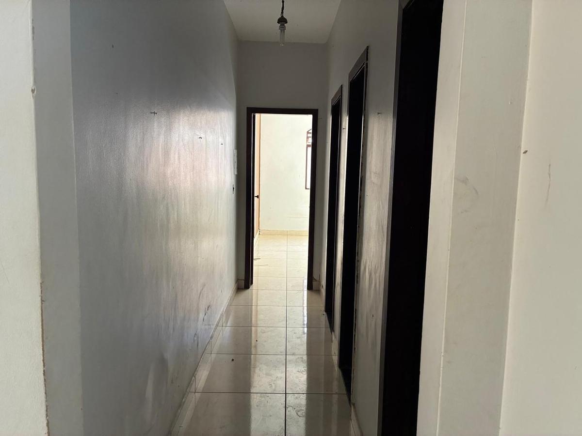 Casa, Santa Branca, 3 Quartos, 3 Vagas, 1 Suíte