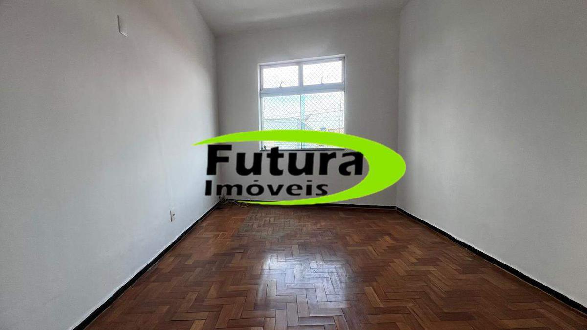 Casa, Miramar (barreiro), 4 Quartos, 2 Vagas, 2 Suítes