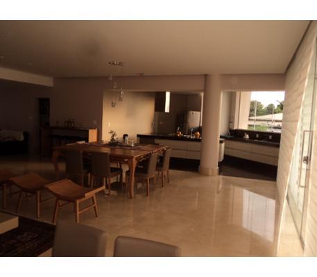 Casa, Bandeirantes (pampulha), 4 Quartos, 8 Vagas, 4 Suítes