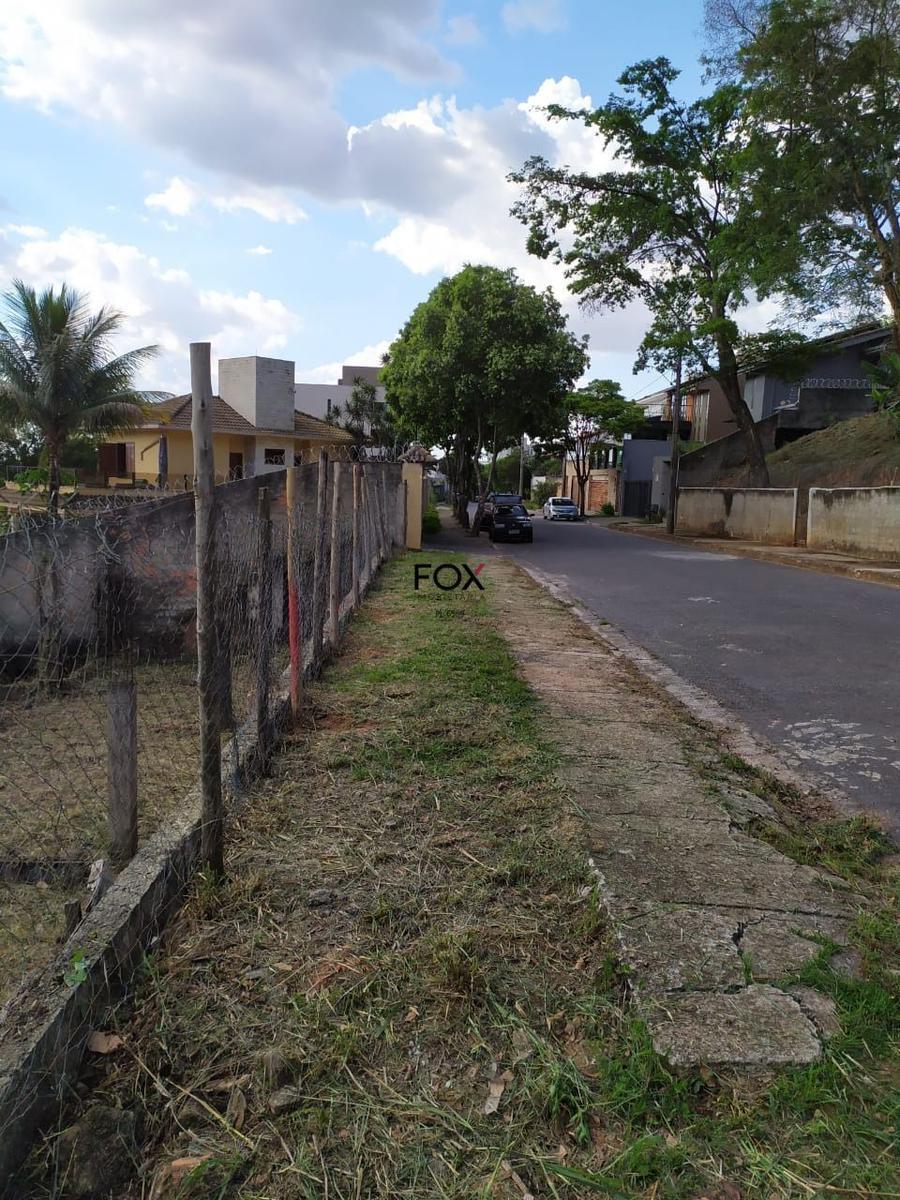 Lote, Estoril, 0 Quarto, 0 Vaga