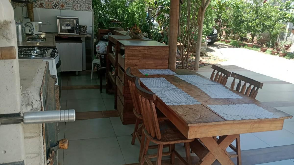 Casa, Vista Alegre, 2 Quartos, 2 Vagas
