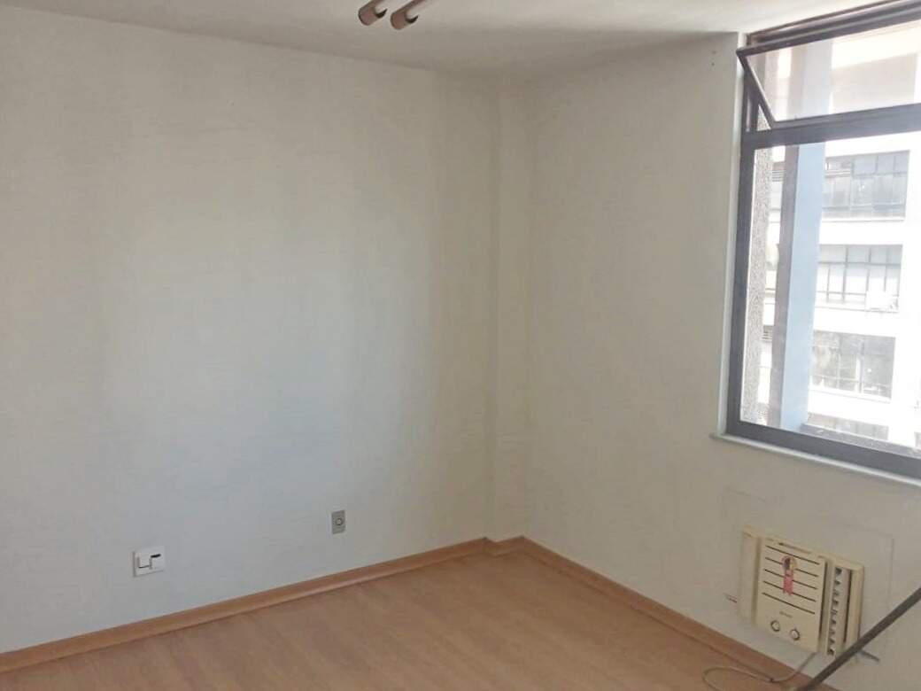 Sala, Centro, 0 Quarto, 0 Vaga