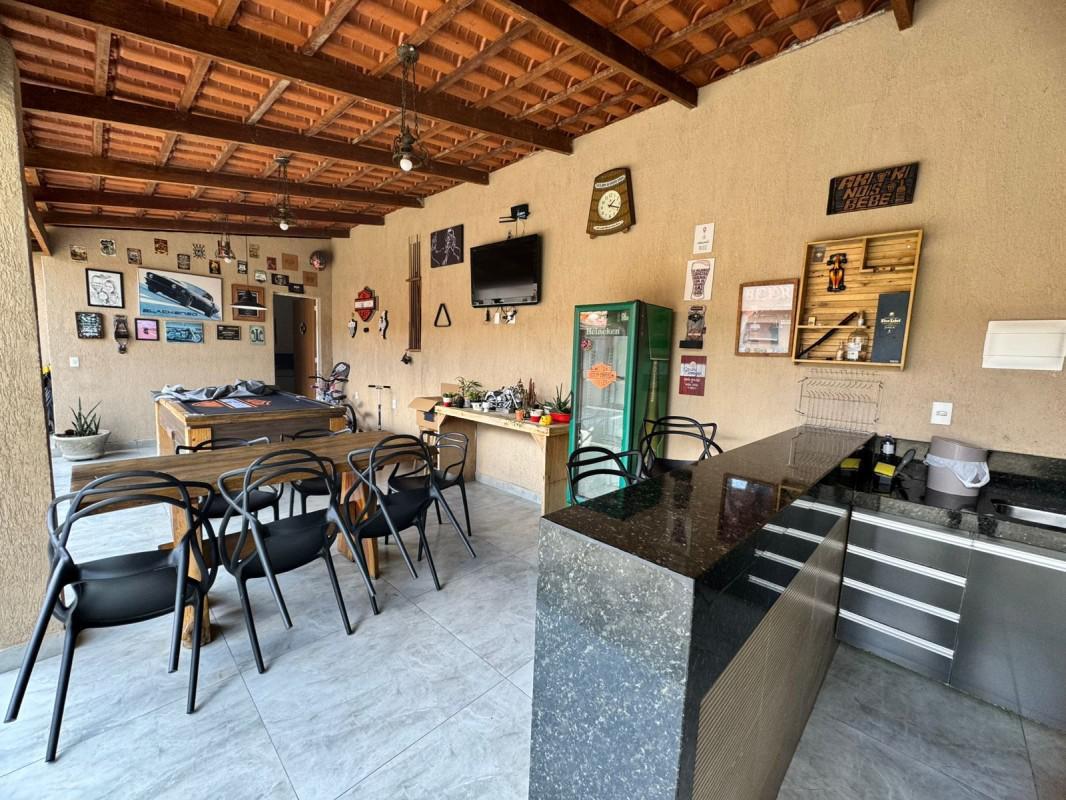 Casa, Urca, 3 Quartos, 7 Vagas, 1 Suíte