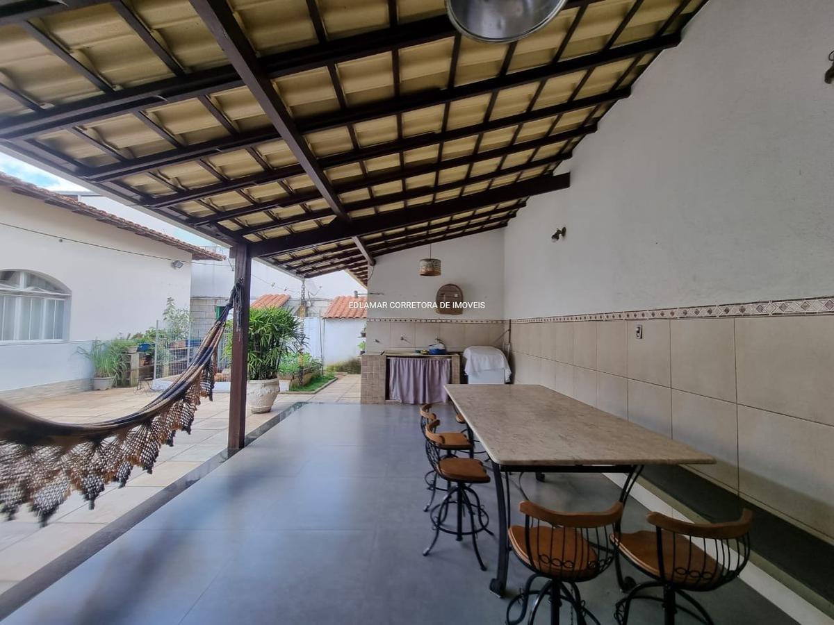 Casa, Jardim Riacho das Pedras, 4 Quartos, 4 Vagas, 1 Suíte