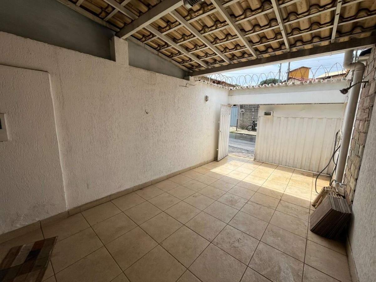 Casa, Vista Alegre, 2 Quartos, 1 Vaga