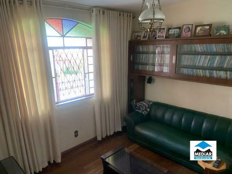 Casa, Cidade Nova, 3 Quartos, 3 Vagas, 1 Suíte