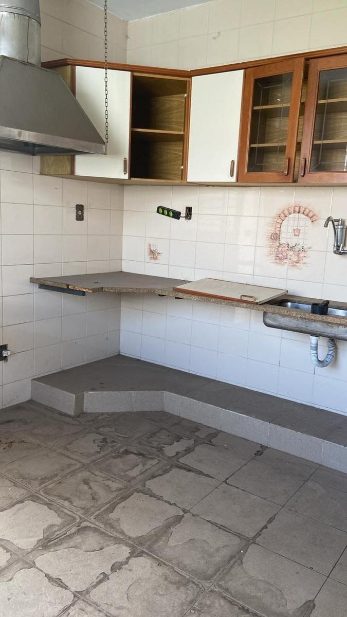 Casa, Názia I, 3 Quartos, 1 Vaga, 3 Suítes