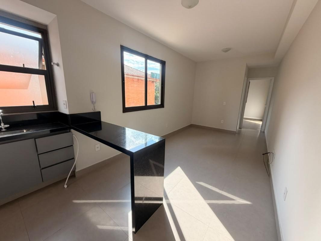 Apartamento, Floresta, 1 Quarto, 1 Vaga, 1 Suíte