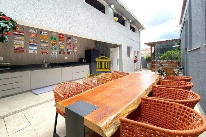 Casa, Colégio Batista, 4 Quartos, 3 Vagas, 2 Suítes
