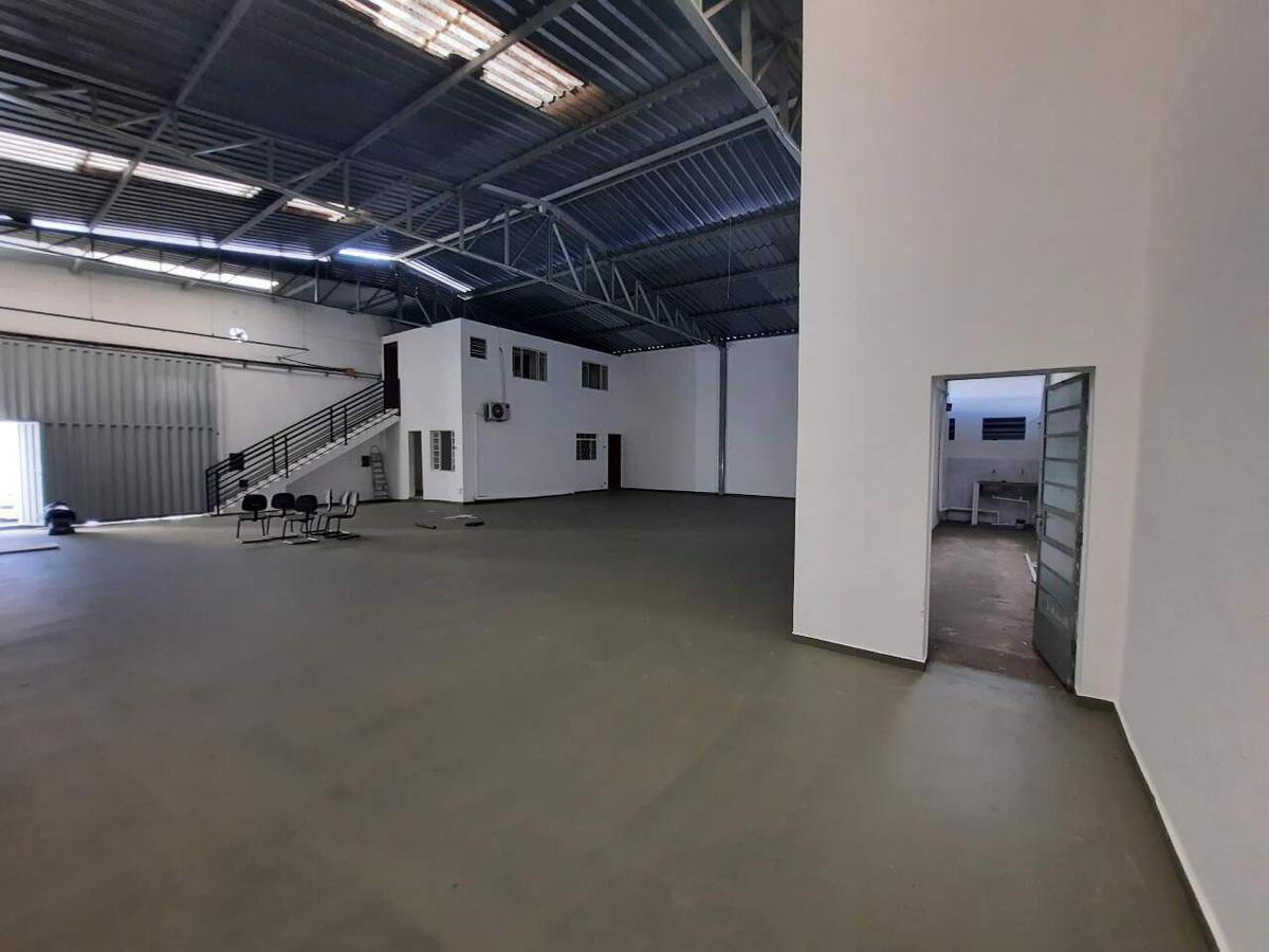 Galpão, Padre Eustáquio