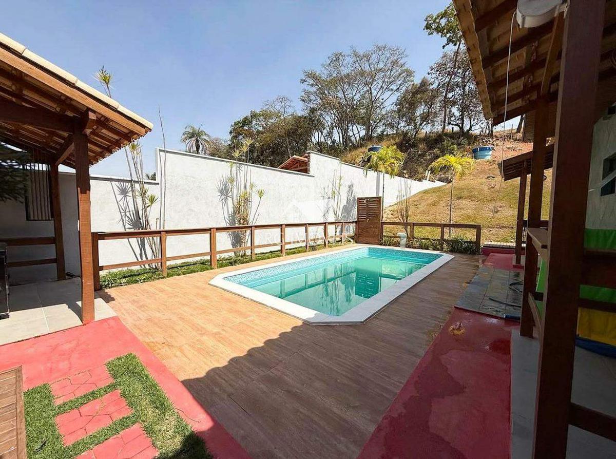 Fazenda, Condomínio Águas Claras, 3 Quartos, 4 Vagas, 1 Suíte