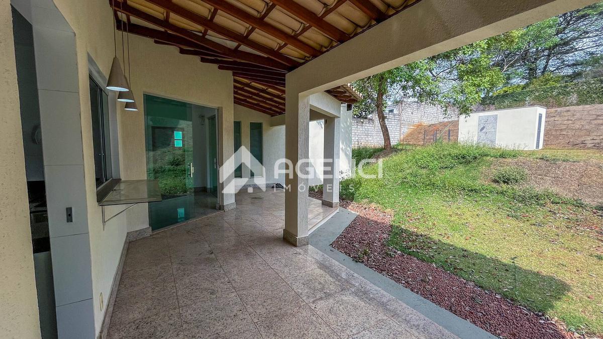 Casa, Bandeirantes (pampulha), 3 Quartos, 0 Vaga, 1 Suíte