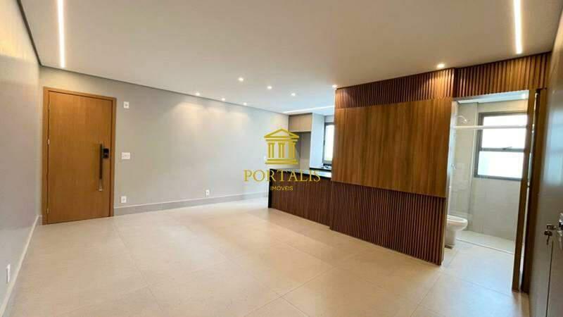 Apartamento, Funcionários, 2 Quartos, 2 Vagas, 1 Suíte