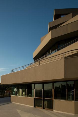 Sala, Estoril, 5 Vagas