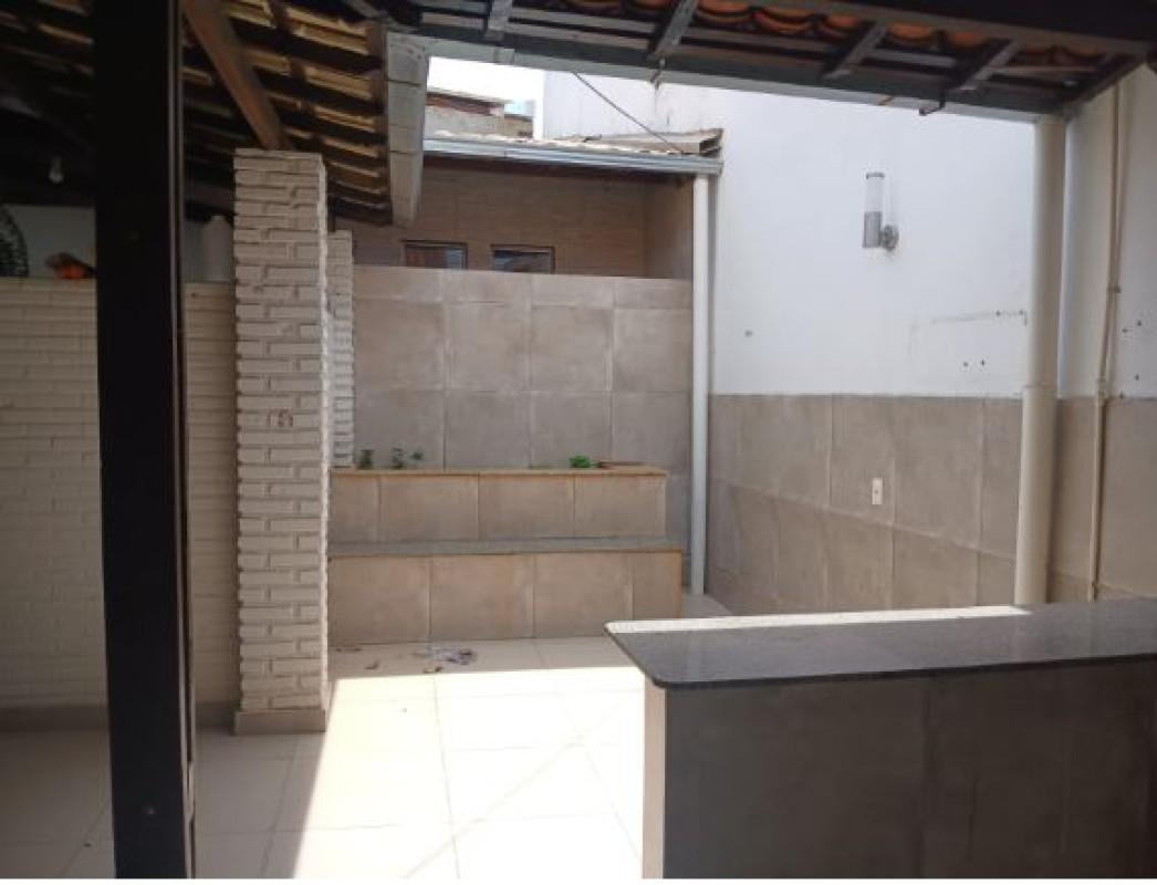 Casa, Floramar, 2 Quartos, 1 Vaga, 1 Suíte