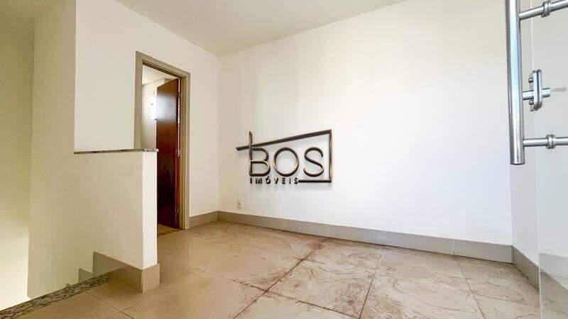 Cobertura, Serra, 2 Quartos, 3 Vagas, 1 Suíte
