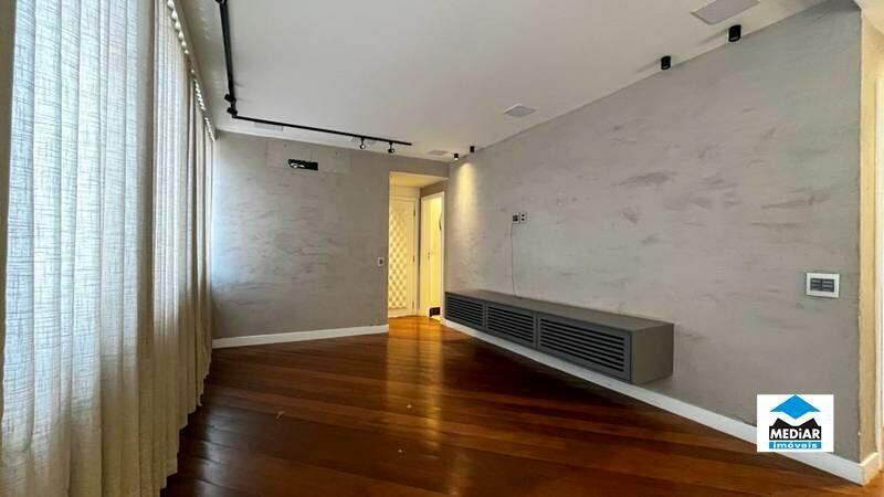 Apartamento, Funcionários, 3 Quartos, 2 Vagas, 1 Suíte