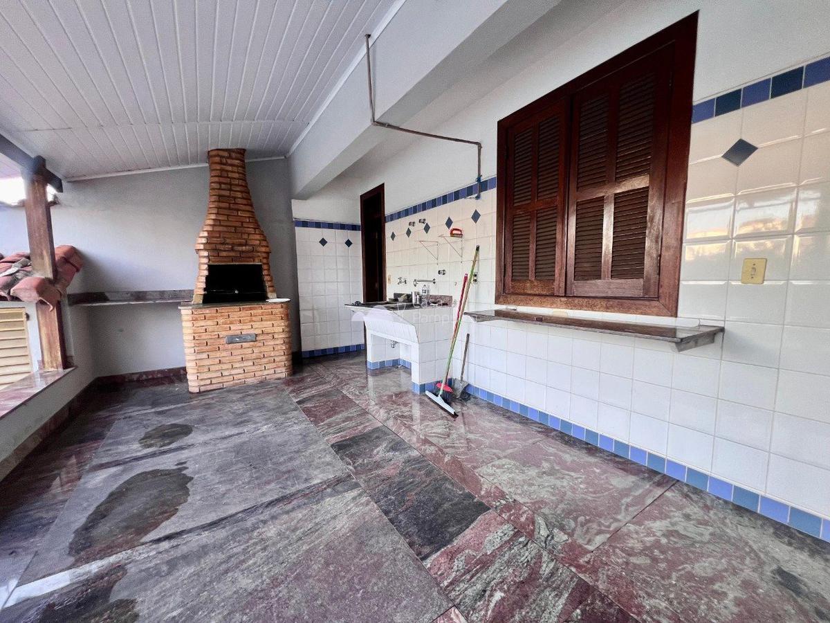 Casa, Planalto, 4 Quartos, 4 Vagas, 3 Suítes