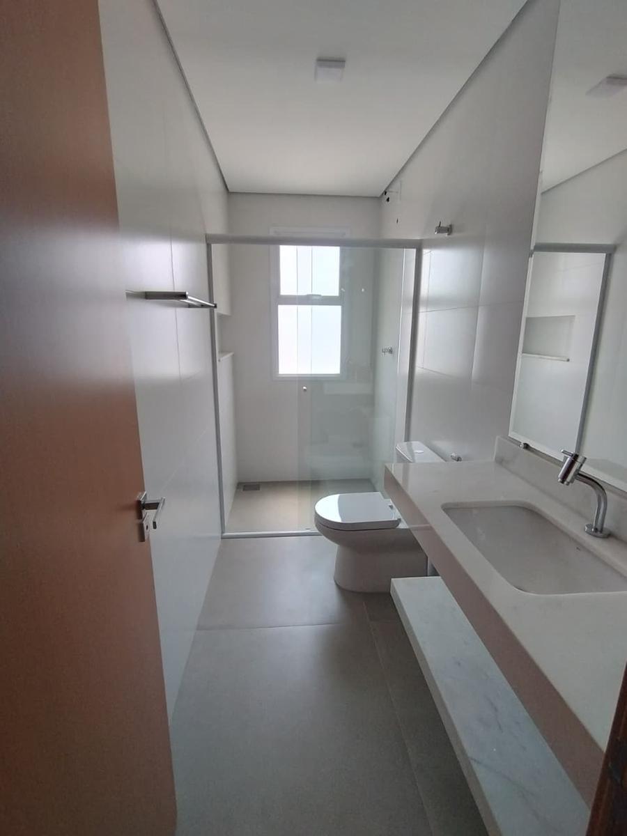 Apartamento, Centro, 3 Quartos, 2 Vagas, 1 Suíte