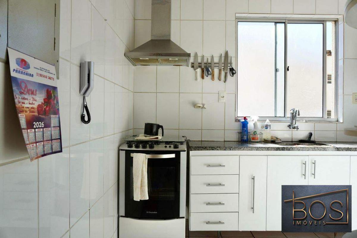 Apartamento, Sagrada Família, 3 Quartos, 1 Vaga, 1 Suíte