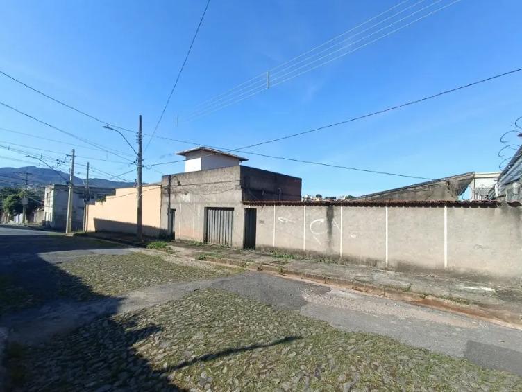 Casa, São Geraldo, 2 Quartos, 3 Vagas