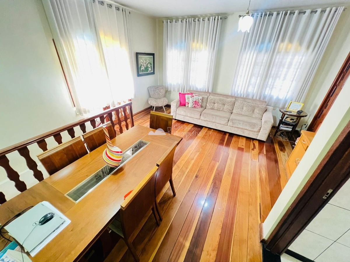 Casa, Santa Mônica, 3 Quartos, 2 Vagas, 2 Suítes